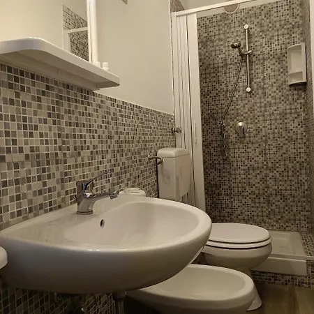 Da Cappellini 3* イーゾラ・デッレ・フェンミネ